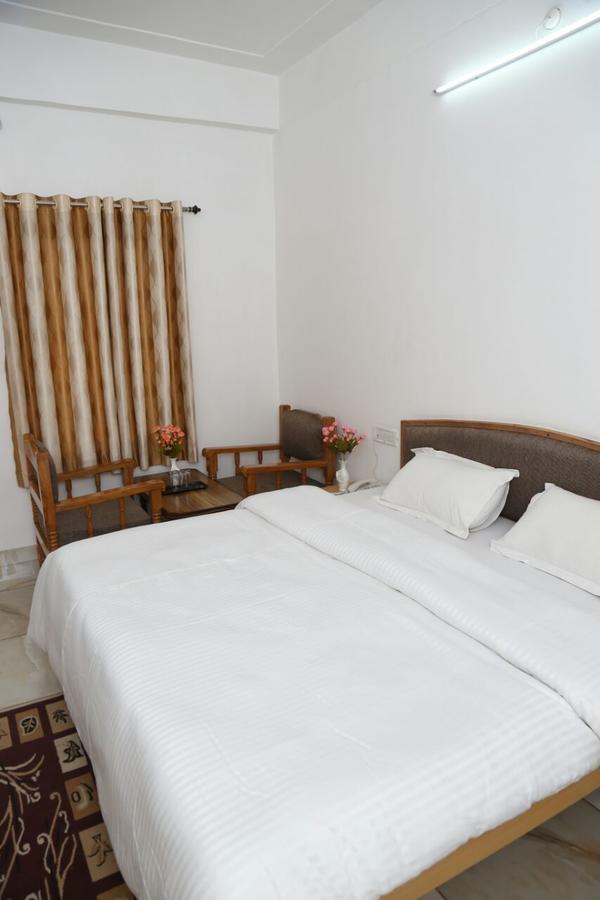 Hotel Anokhi Bharatpur Esterno foto